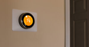 Smart Thermostat vs. Traditional Thermostat: Which One is Right for You?